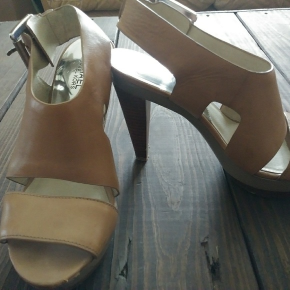 Blue jacket - Picture 5 of 8